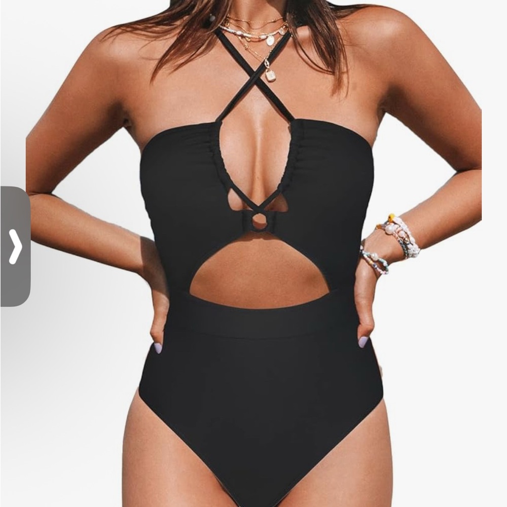 Cupshe Black One Piece Swimsuit Size M Plunge Neckline Cutout Criss Cross